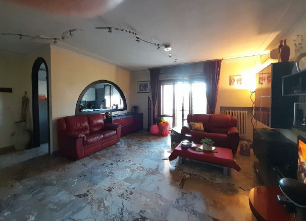 RIF. A.A.215-24

Vendesi all'asta - appartamento al 3° piano con garage in data 20 marzo 2026

De...