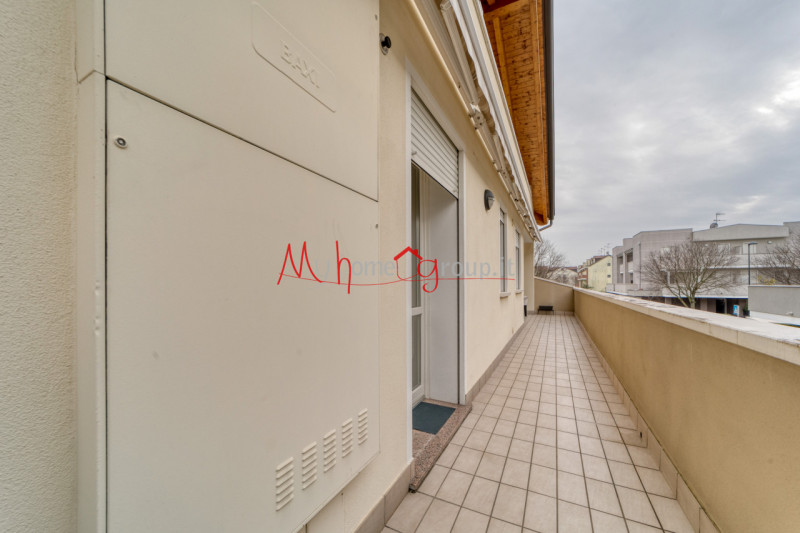 ALBIGNASEGO/SAN GIACOMO (RIF: A0402-R): Elegante appartamento nel cuore di San Giacomo di Albigna...