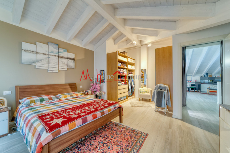 ALBIGNASEGO/SAN GIACOMO (RIF: A0402-R): Elegante appartamento nel cuore di San Giacomo di Albigna...