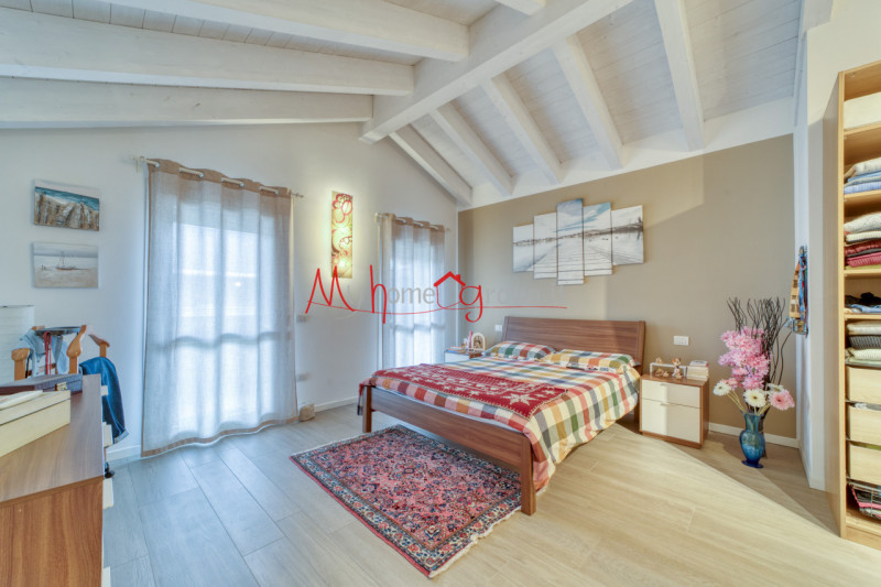 ALBIGNASEGO/SAN GIACOMO (RIF: A0402-R): Elegante appartamento nel cuore di San Giacomo di Albigna...