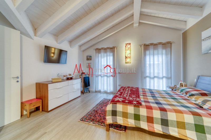 ALBIGNASEGO/SAN GIACOMO (RIF: A0402-R): Elegante appartamento nel cuore di San Giacomo di Albigna...