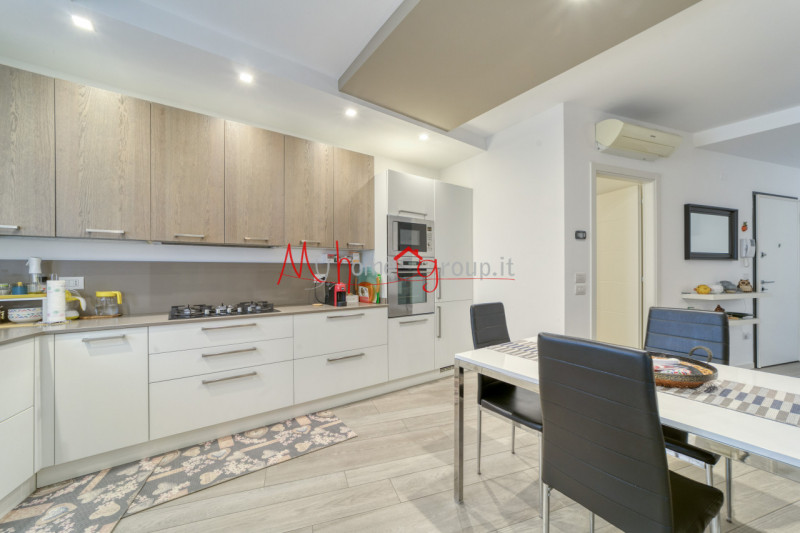 ALBIGNASEGO/SAN GIACOMO (RIF: A0402-R): Elegante appartamento nel cuore di San Giacomo di Albigna...