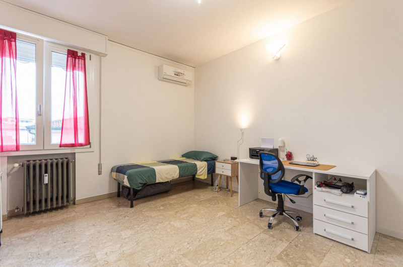 PADOVA - ZONA OSPEDALI/FORCELLINI rif. S1: Proponiamo in affitto stanza singola per studenti in a...