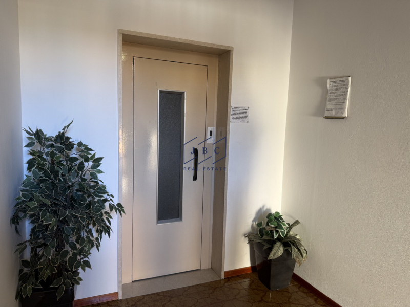 Sottomarina - (VE)
Proponiamo in località Sottomarina a circa 1 km dal mare, in zona tranquilla e...