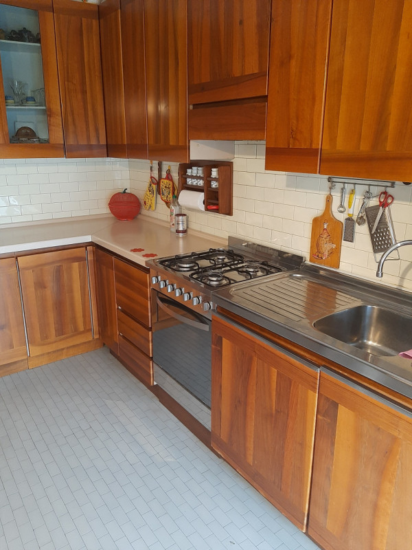 Nel quartiere di Pontevigodarzere, in una posizione tranquilla e comoda a tutti i servizi, propon...