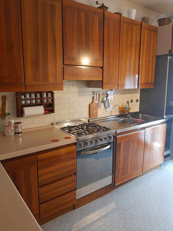 Nel quartiere di Pontevigodarzere, in una posizione tranquilla e comoda a tutti i servizi, propon...