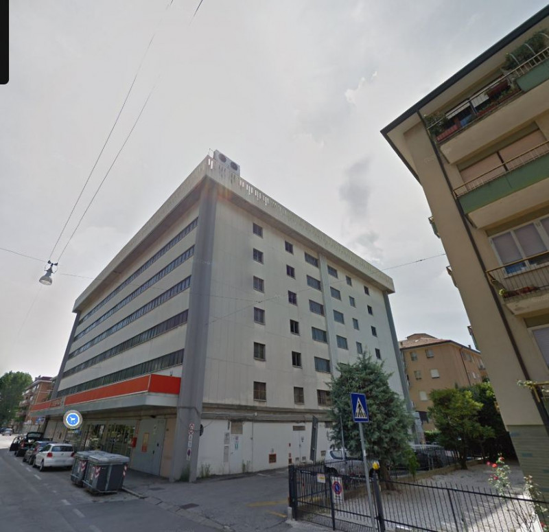 Immobile in esclusiva al Gruppo Padova MLS

POSTO AUTO COPERTO VENDESI
Zona Santa Rita vendesi un...