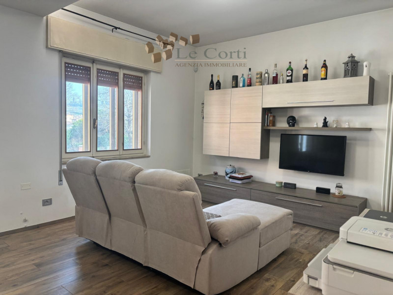 In posizione centrale a Villaga proponiamo una splendida villetta indipendente di recente ristrut...