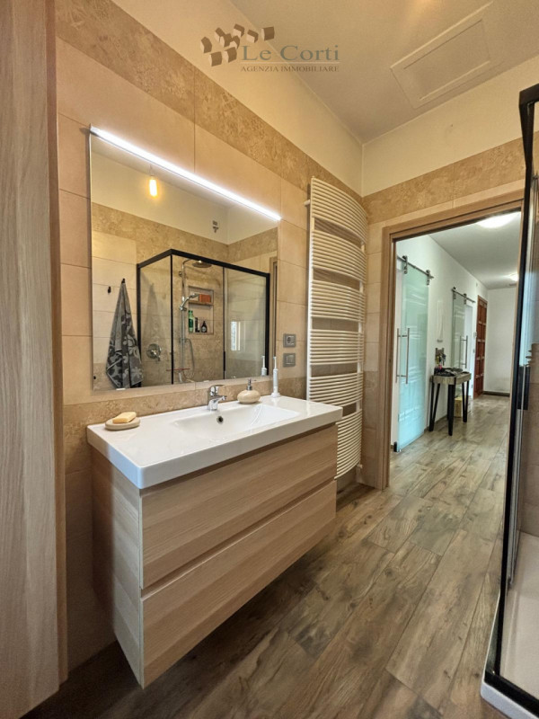 In posizione centrale a Villaga proponiamo una splendida villetta indipendente di recente ristrut...