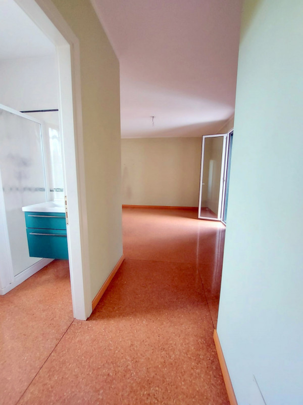 PRESTIGIOSA VILLA SINGOLA CON AMPIO GIARDINO ALL'ARCELLA €.680.000 rif.CL523


Nel cuore della vi...