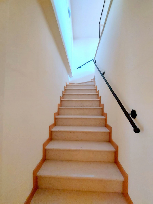 PRESTIGIOSA VILLA SINGOLA CON AMPIO GIARDINO ALL'ARCELLA €.680.000 rif.CL523


Nel cuore della vi...