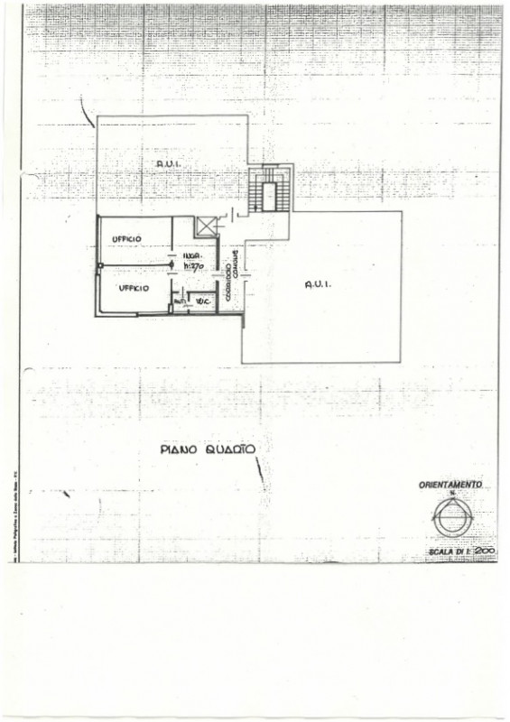 ZONA STADIO-VICENZA. Proponiamo SPAZIOSO E LUMINOSO UFFICIO posto all'ultimo piano con ASCENSORE ...