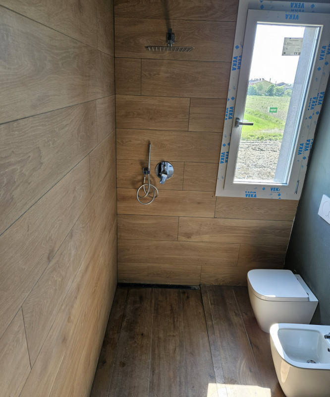 Bifamiliare €. 320.000 Nuova Classe A4 giardino mq. 250.

Nel centro di Codevigo , Bifamiliare  i...