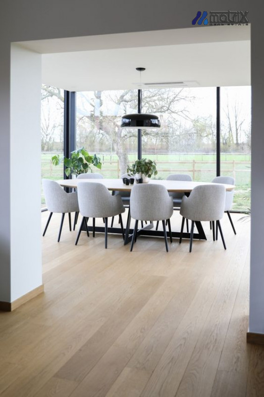 Bifamiliare €. 320.000 Nuova Classe A4 giardino mq. 250.

Nel centro di Codevigo , Bifamiliare  i...