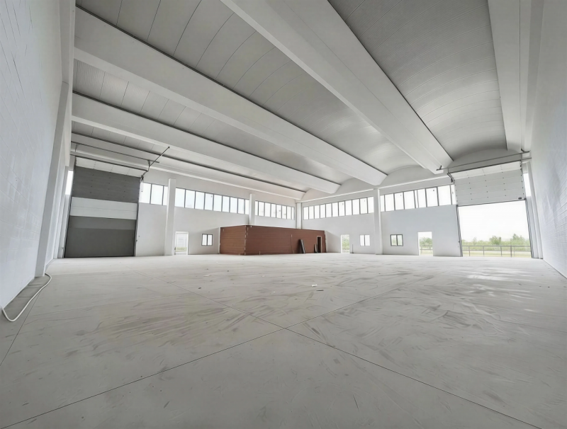 Per informazioni: 375.7062731

EUROMEDIA propone in vendita un interessante immobile a destinazio...