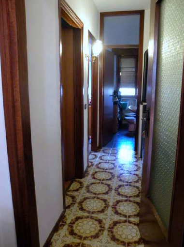 Rif. A.A.741-23

Vendita all'asta - abitazione unifamiliare su due livelli con giardino in data 1...