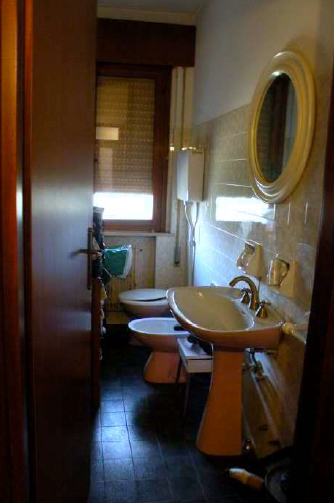 Rif. A.A.741-23

Vendita all'asta - abitazione unifamiliare su due livelli con giardino in data 1...