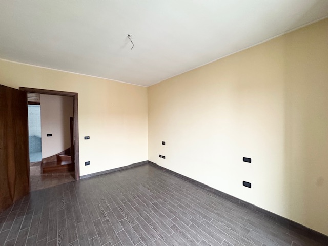 FOSSONA DI CERVARESE S.C. (PD) Porzione di bifamiliare in ottime condizioni, in quartiere residen...