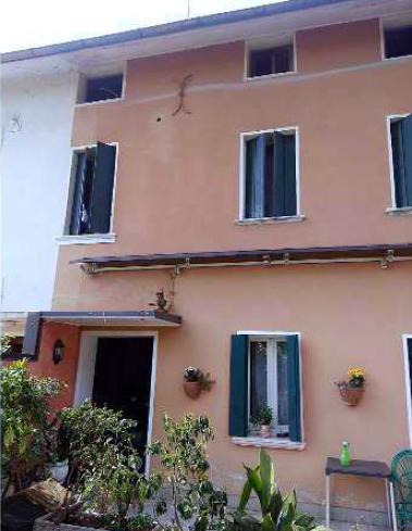 Rif. A.A.496-182

Vendita all'asta - abitazione unifamiliare su 3 livelli in data 20 marzo 2026

...