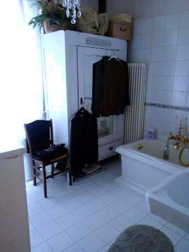 Rif. A.A.496-182

Vendita all'asta - abitazione unifamiliare su 3 livelli in data 20 marzo 2026

...