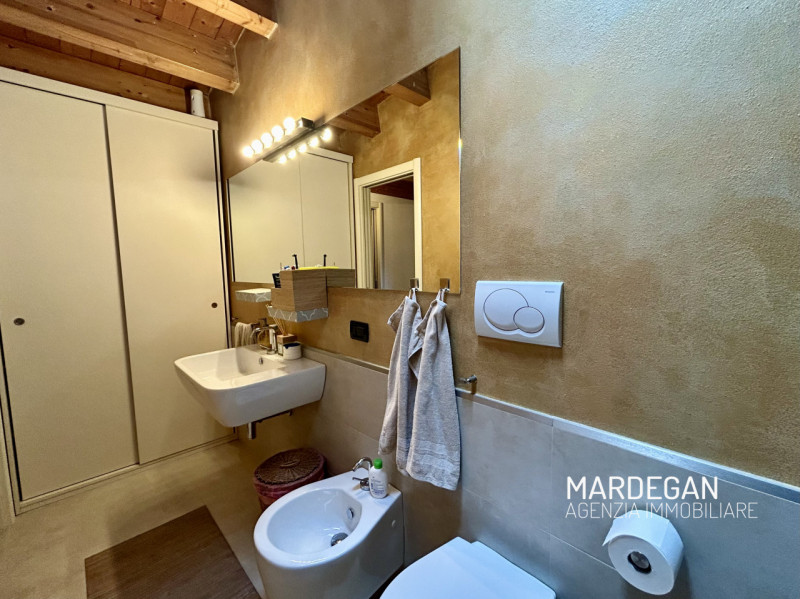 Quando vieni a scoprirlo?
Proponiamo in vendita un bellissimo duplex a Galliera Veneta, ubicato a...