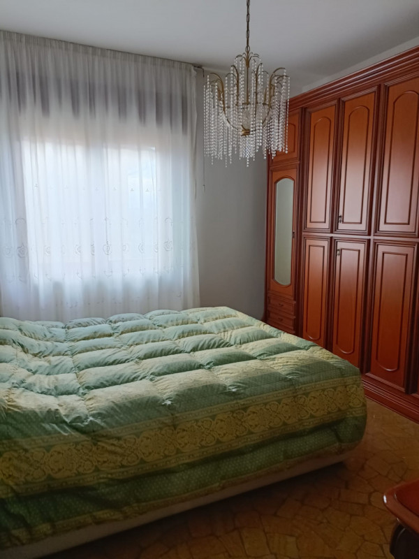 - IN ESCLUSIVA -APPARTAMENTO BICAMERE CON TAVERNA e GIARDINO ; GARAGE.
COSTABISSARA A poca distan...