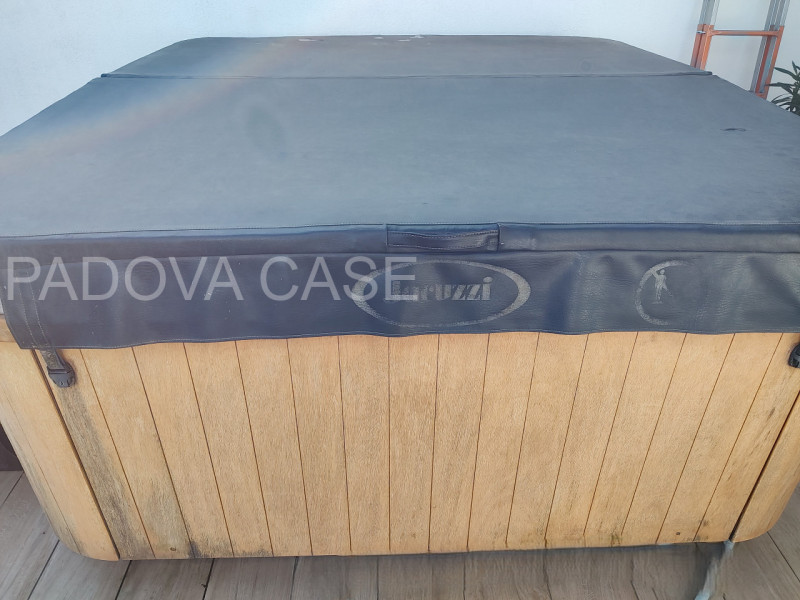 SAVONAROLA – PORTA TRENTO | ATTICO CON TERRAZZA 50 MQ E VISTA PANORAMICA SUL CENTRO STORICO

Scop...