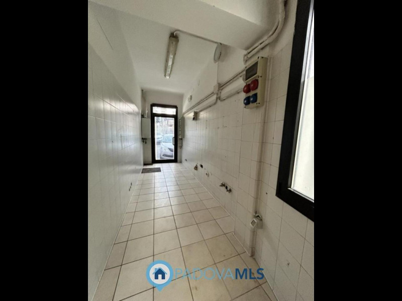 Immobile in esclusiva al Gruppo Padova MLS

PADOVA – PONTE DI BRENTA

In posizione strategica, a ...