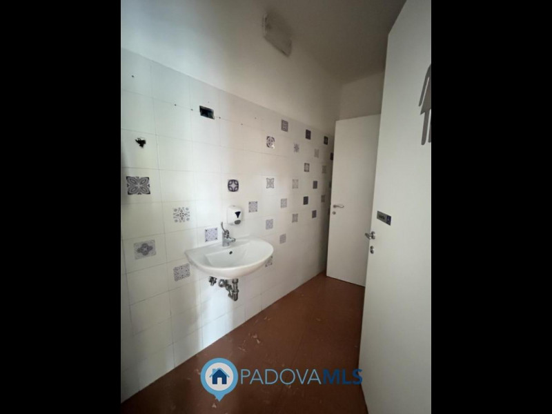 Immobile in esclusiva al Gruppo Padova MLS

PADOVA – PONTE DI BRENTA

In posizione strategica, a ...