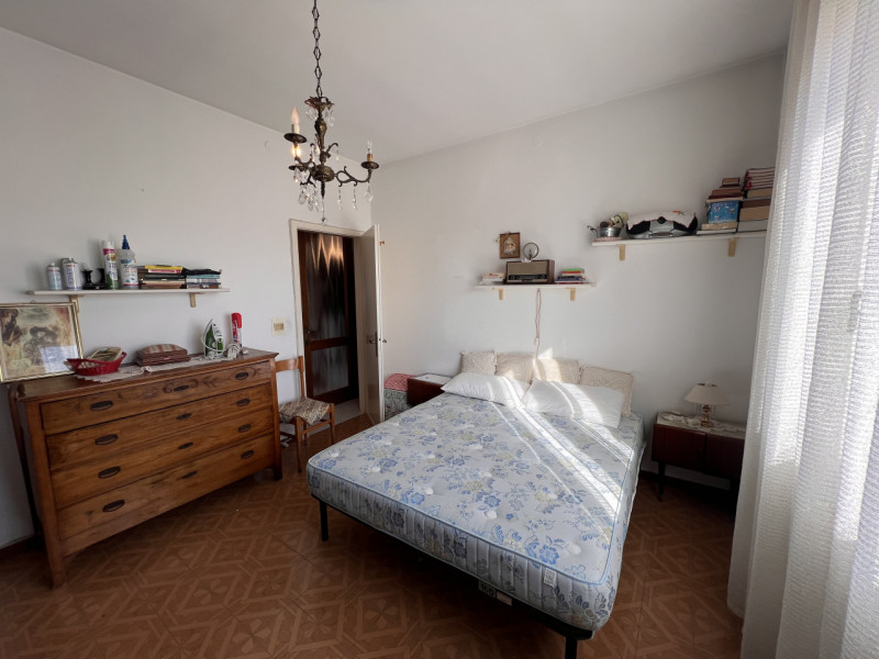 Nel cuore pulsante di Costabissara, a pochi passi da tutti i principali servizi del centro paese,...