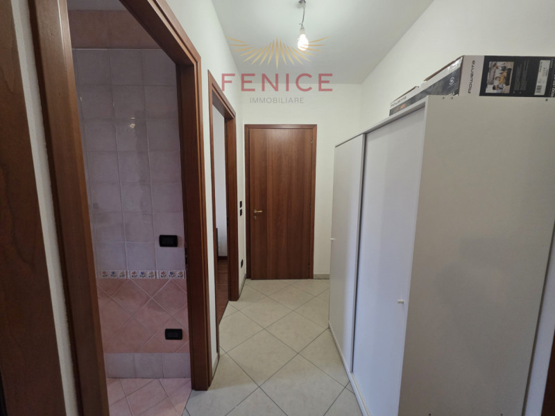 Noi di Fenice Immobiliare siamo lieti di proporti una grande occasione, una di quelle soluzioni c...