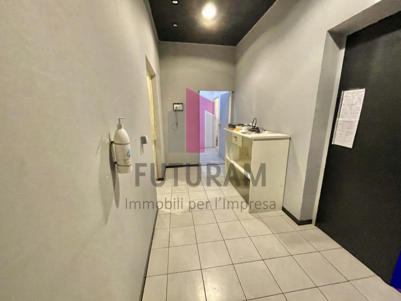 MAROLA- 11FIL - PER INFO - 0444/310220

Scopri un'opportunità unica a Marola di Torri di Quarteso...