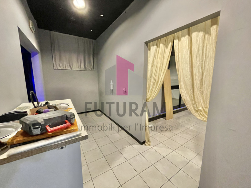 MAROLA- 11FIL - PER INFO - 0444/310220

Scopri un'opportunità unica a Marola di Torri di Quarteso...