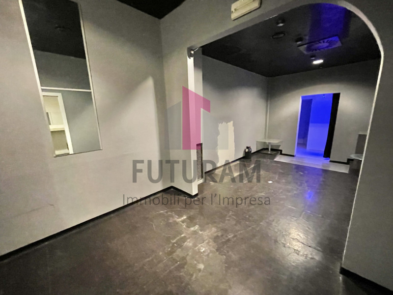 MAROLA- 11FIL - PER INFO - 0444/310220

Scopri un'opportunità unica a Marola di Torri di Quarteso...