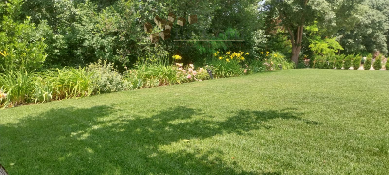 Situata sulle colline di Lonigo, a Monticello, con splendida vista panoramica sulla pianura, prop...
