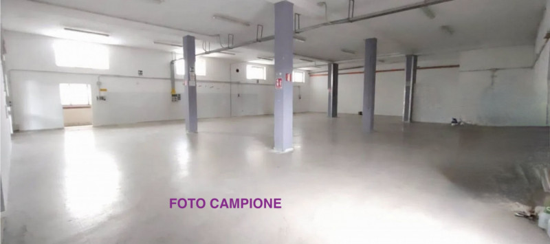 RIF: 137NM - PIANIGA (VE) - PER INFO 340 335 8378 - 0444/310220

Propongo in vendita un capannone...