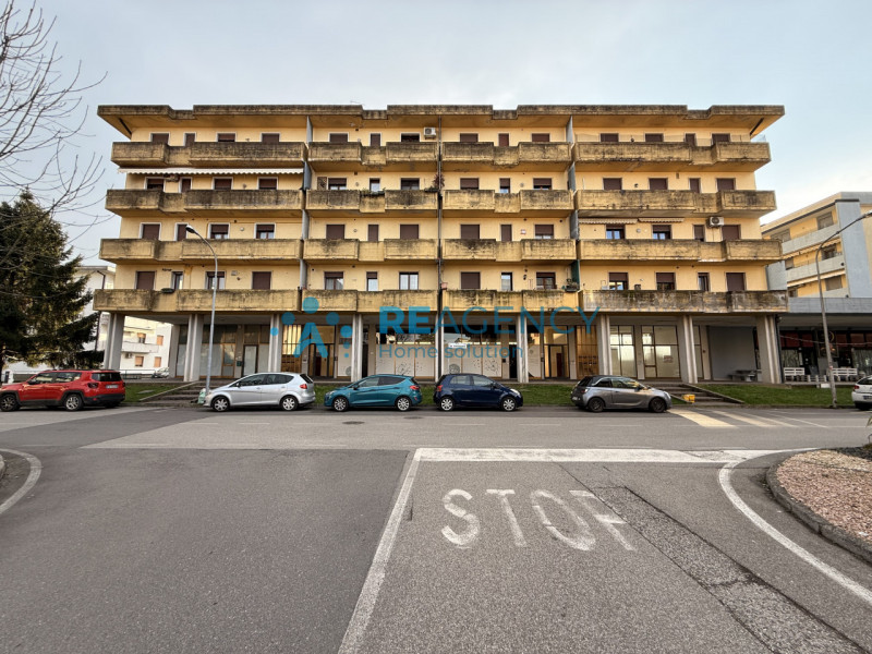 Ufficio di 45 mq sviluppato interamente al piano terra vicino a Piazza Fraccon

L’immobile è cara...