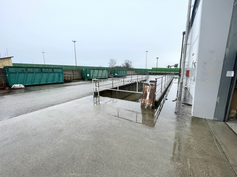 RIF: 138NM - PIANIGA (VE) - PER INFO 340 335 8378 - 0444/310220


Propongo in affitto un capannon...