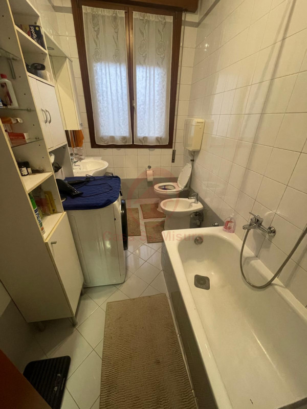 CADONEGHE, MEJANIGA RIF. P195: Casa Su Misura ha il piacere di proporvi porzione di bifamiliare a...