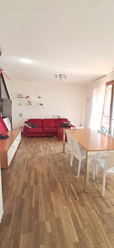 Un appartamento duplex accogliente e curato di 113 mq,  la soluzione ideale per chi cerca comfort...