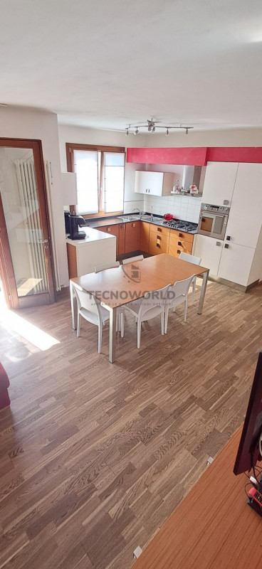 Un appartamento duplex accogliente e curato di 113 mq,  la soluzione ideale per chi cerca comfort...