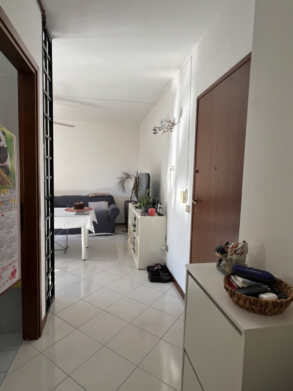 VENDESI MINI APPARTAMENTO ARREDATO, CON TERRAZZA ABITABILE E GARAGE A VICENZA - SAN BORTOLO - RIF...