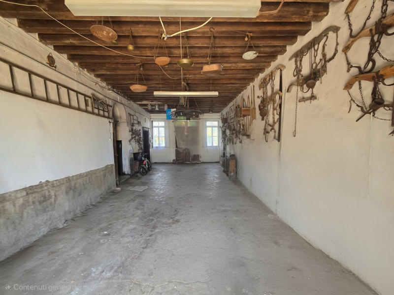 Piove di Sacco: Vicinanze Villa D' epoca del 1574,su 3 piani con magazzino. Villa d' epoca, costi...