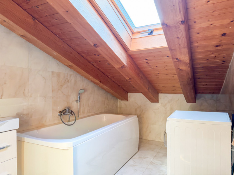 (Per INFO Vittorio 3517343301) A Casella d’Asolo, in un piacevole contesto residenziale, proponia...