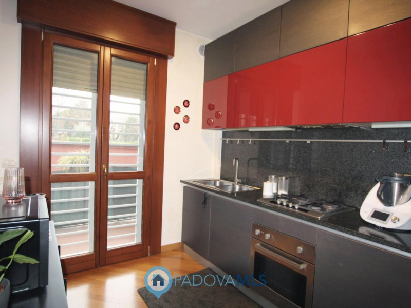 Immobile in esclusiva al Gruppo Padova MLS


Nel cuore della rinomata zona Portello Istituti di P...