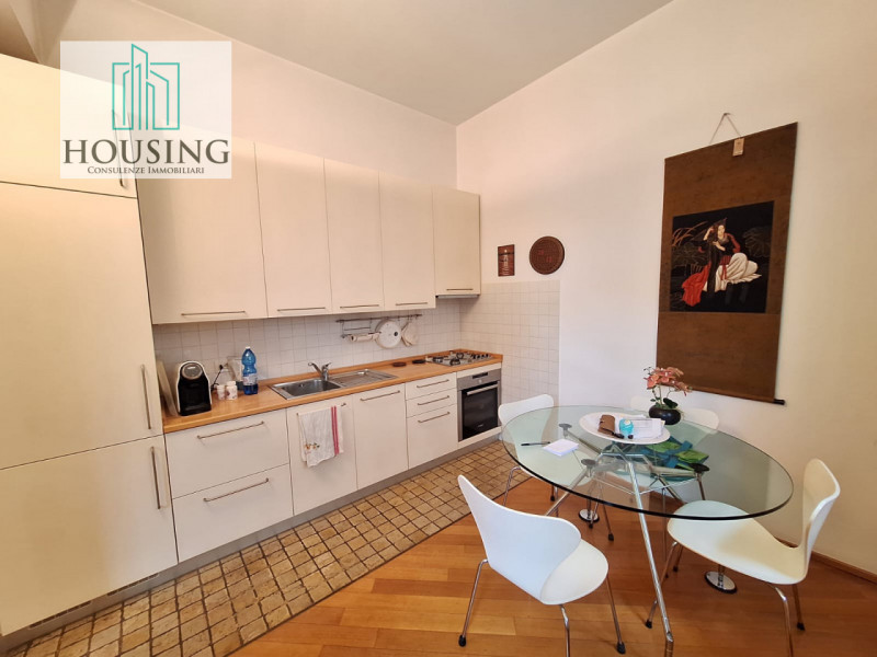 Nel pieno centro storico di Padova, nella prestigiosa zona di Riviera Tito Livio servita dal tram...