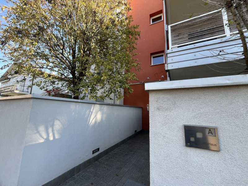 Scoprite il vostro nuovo rifugio nella tranquilla e sicura zona di Saviabona a Vicenza! Questo sp...