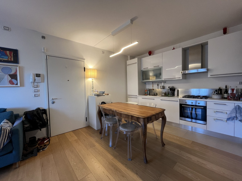 Scoprite il vostro nuovo rifugio nella tranquilla e sicura zona di Saviabona a Vicenza! Questo sp...