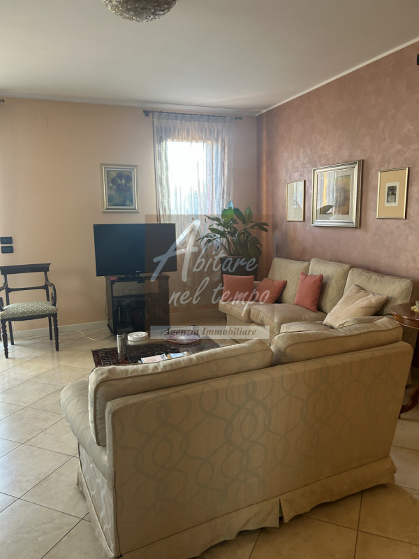 CITTADELLA (PD) - ZONA CITTADELLA SUD 

In esclusiva proponiamo una splendida bifamiliare dispost...