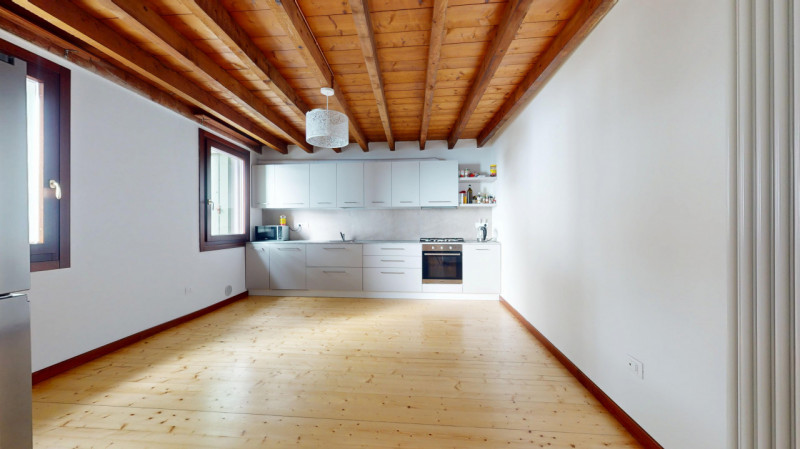 Completely renovated semi-detached house located in Creazzo Colle, in one of the most sought-afte...